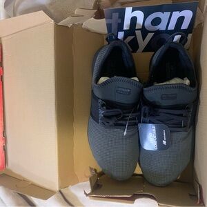 NEW BALANCE Women’s Black Shoes New with Tags